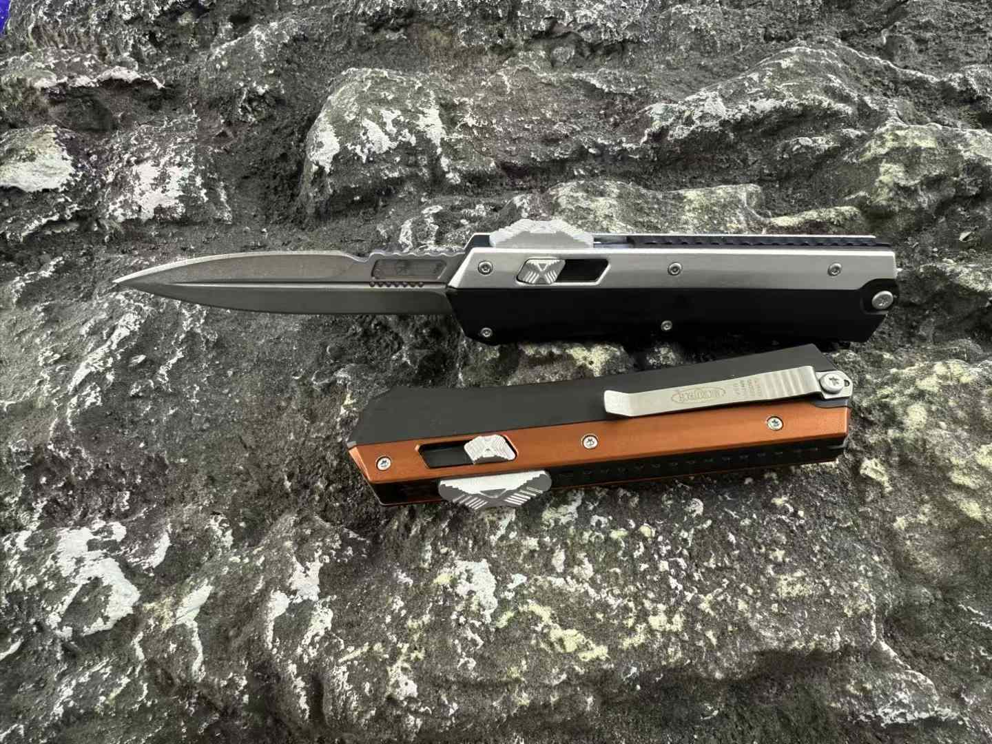 Schlangenkönig-Geradsprungmesser