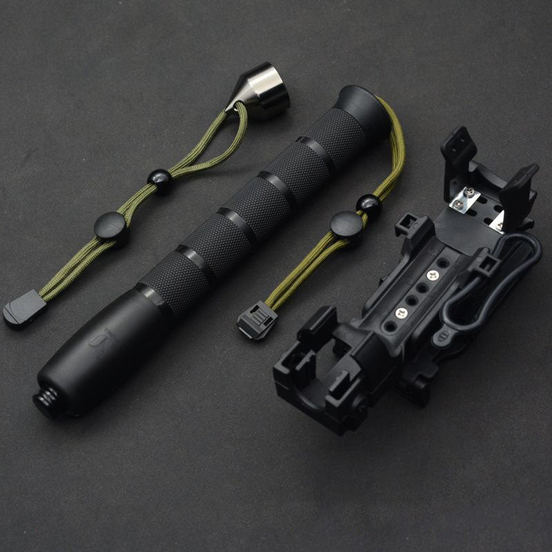 Lightweight baton Self-Defense Weapon Retractable baton Legal Self-Defense Explosion-proof Supplies Three-section Rubber baton Whip on Car